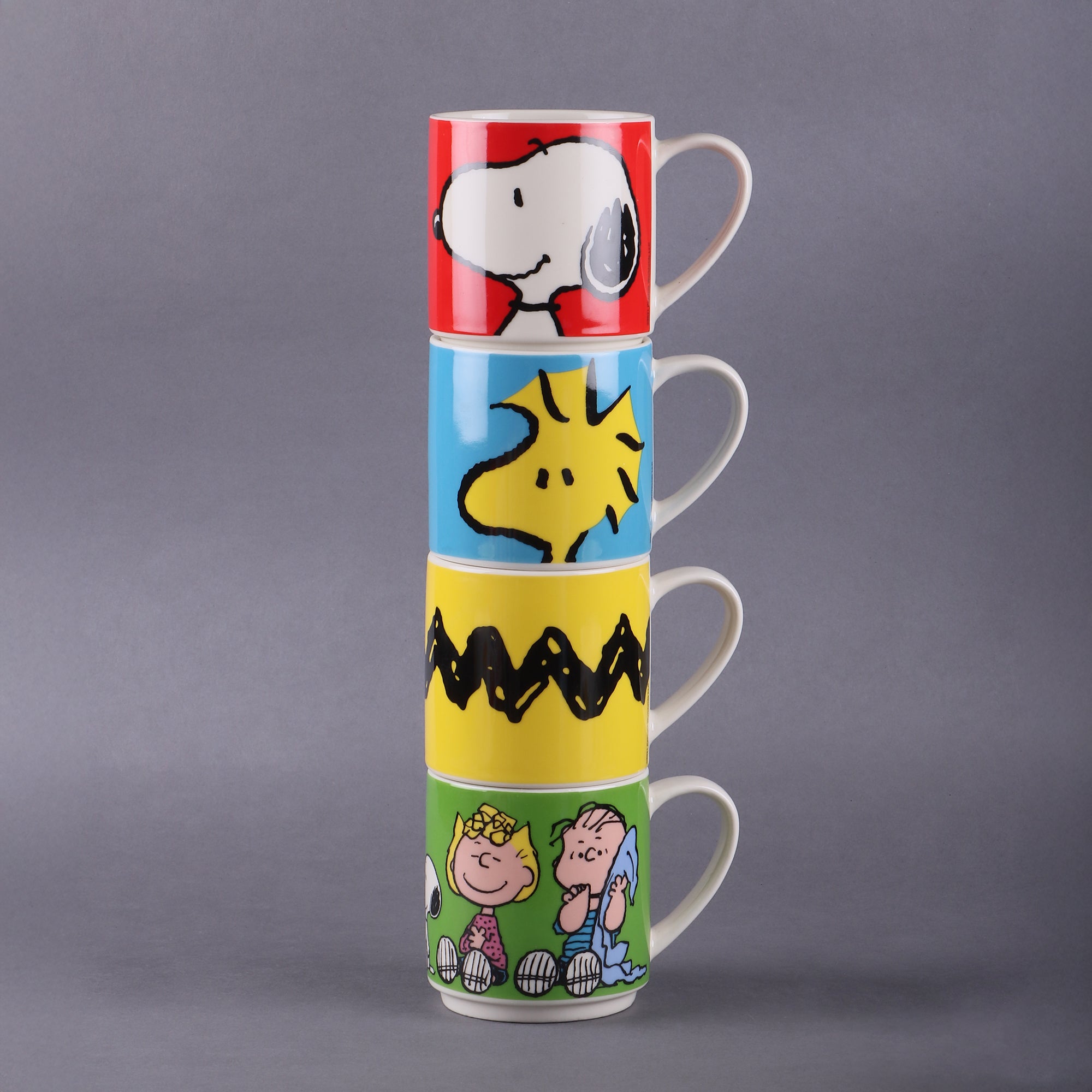 Juego de Tazas de Porcelana Apilables Fun Kids Peanuts Snoopy 330ml 4pzas
