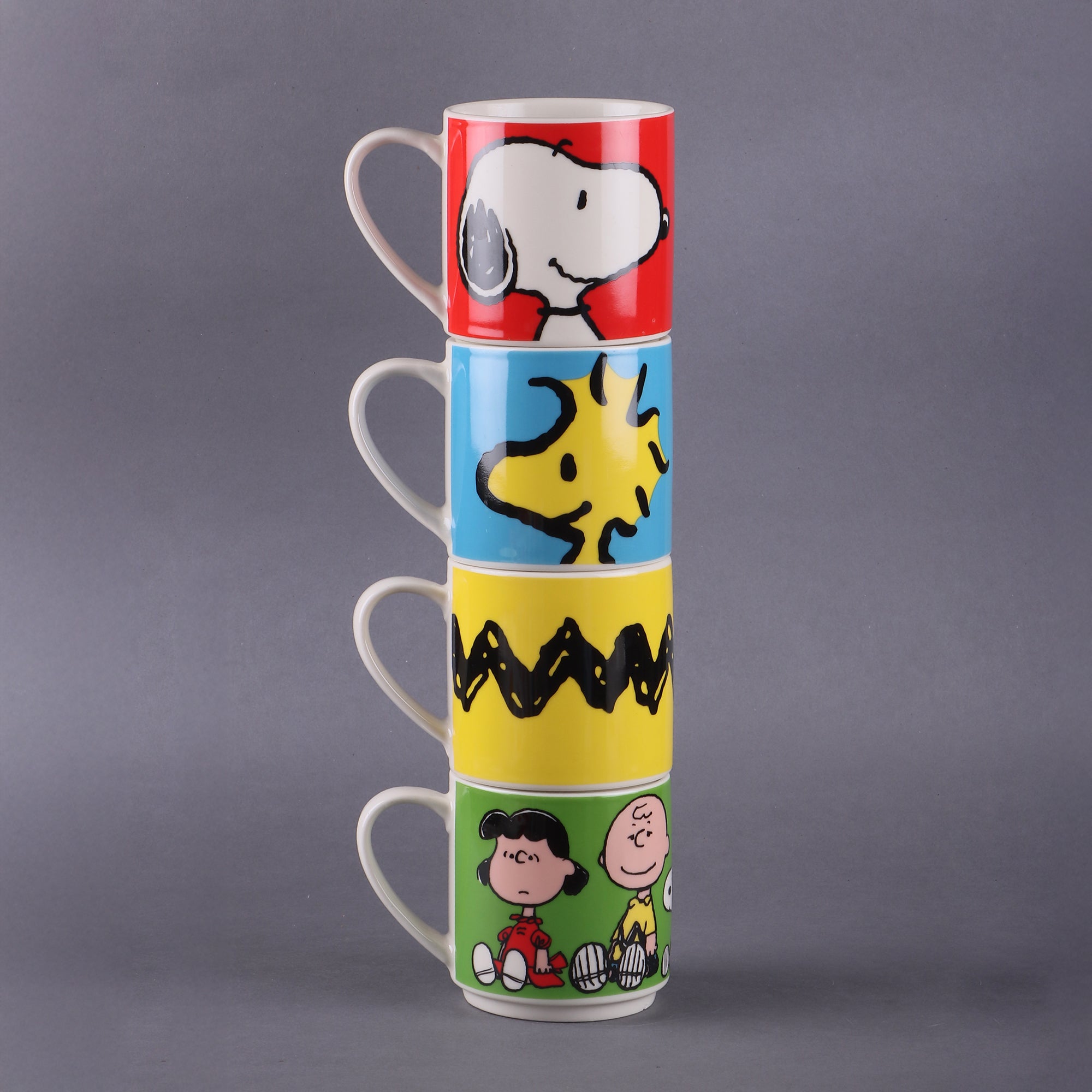 Juego de Tazas de Porcelana Apilables Fun Kids Peanuts Snoopy 330ml 4pzas