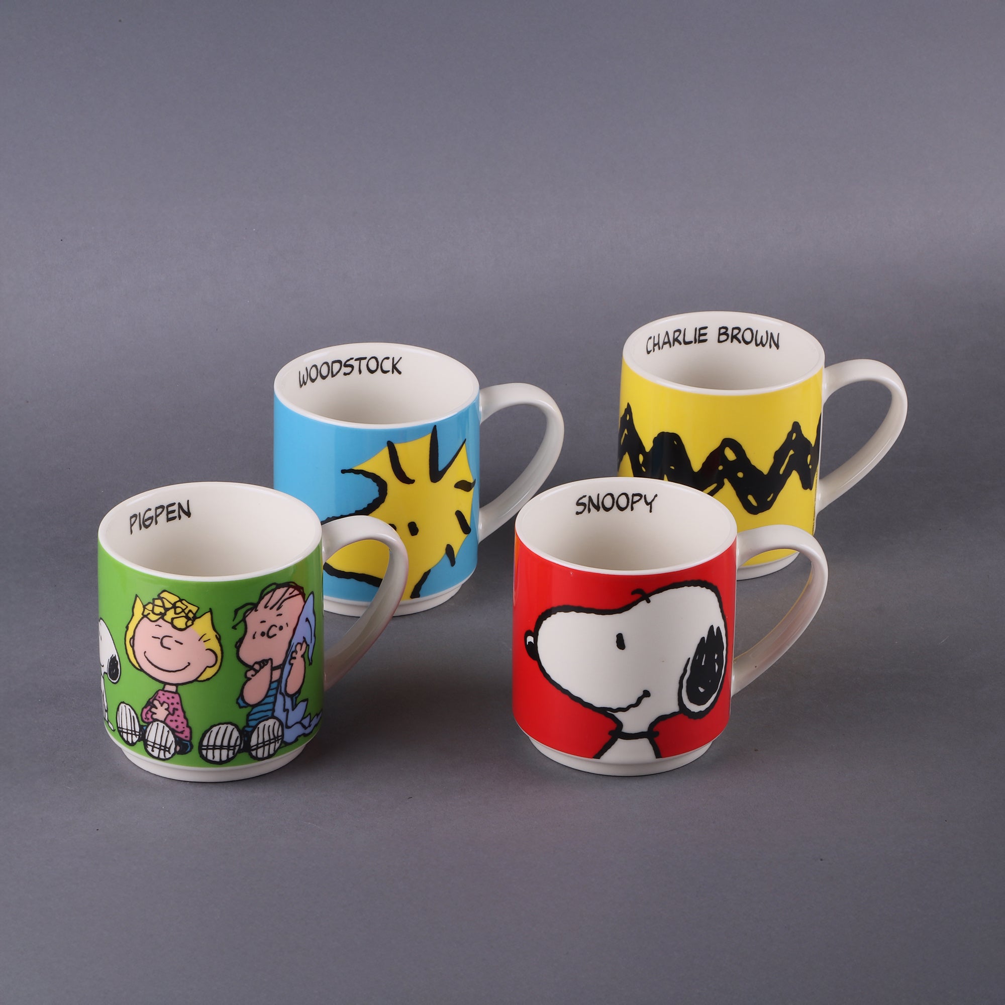 Juego de Tazas de Porcelana Apilables Fun Kids Peanuts Snoopy 330ml 4pzas