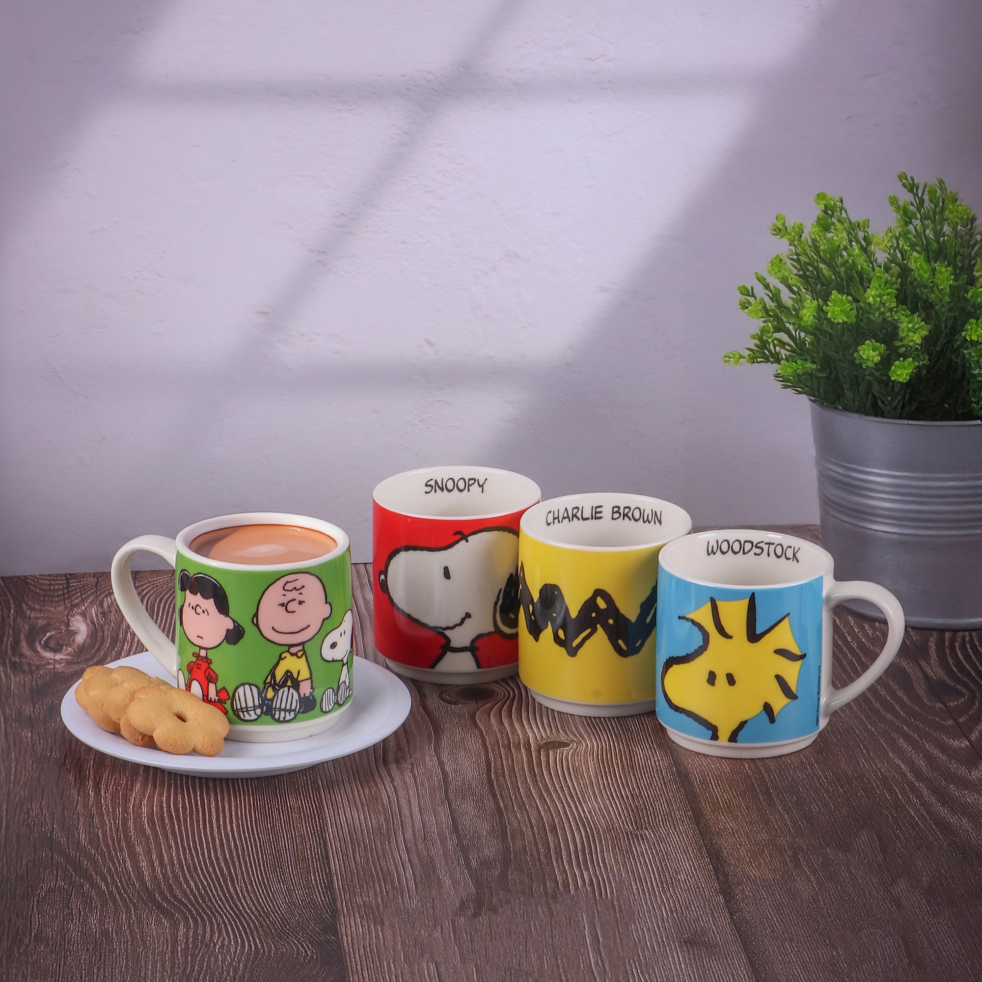 Juego de Tazas de Porcelana Apilables Fun Kids Peanuts Snoopy 330ml 4pzas
