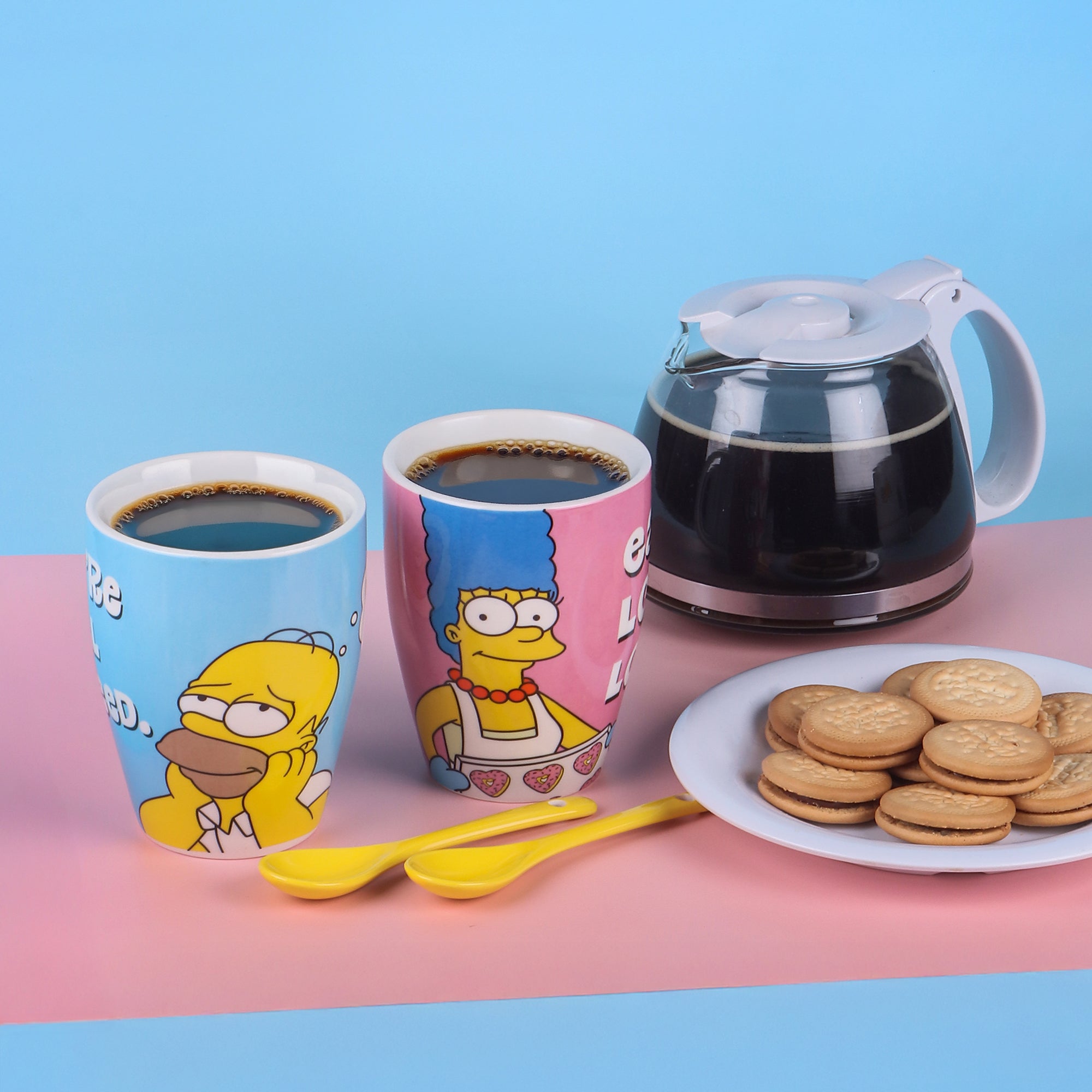 Juego de 2 Tazas de Cerámica con Cuchara Fun kids Disney Los Simpson Homero & Marge 340ml