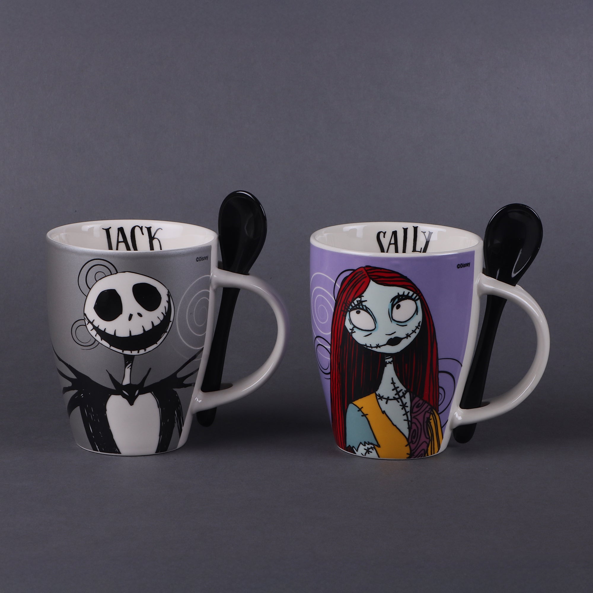 Juego de 2 Tazas de Cerámica con Cuchara Fun Kids El Extraño Mundo de Jack 310ml